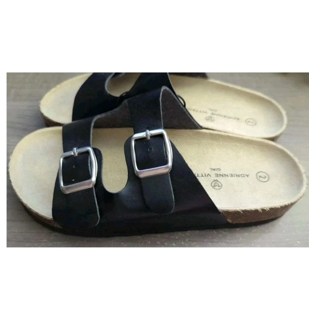 Adrienne Vittadini Girl Size 4 Black Double Strap Buckle Slide Sandals Brooklyn